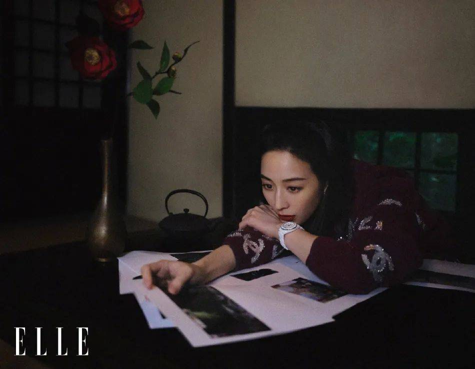 ̨���һ������Ů�ž������������ѩ����ò���޶���